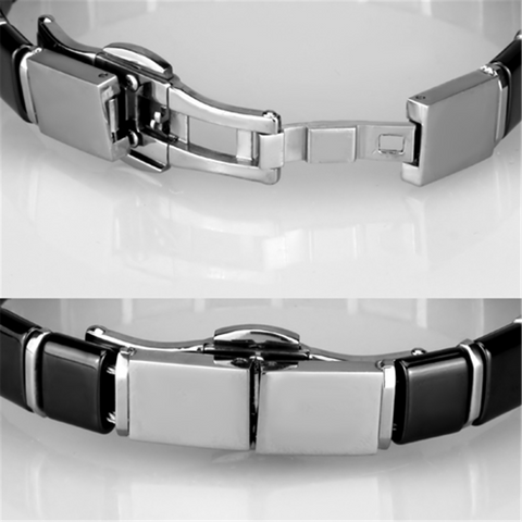 3W984 - High polished (no plating) Stainless Steel Bracelet with Ceramic  in Jet