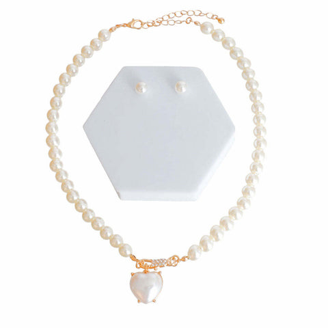 Cream Pearl Heart Pendant Choker